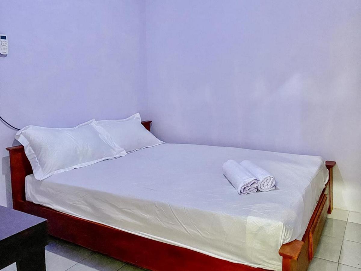 Griya Asri Syariah RedPartner Hotel Rogojampi Bagian luar foto